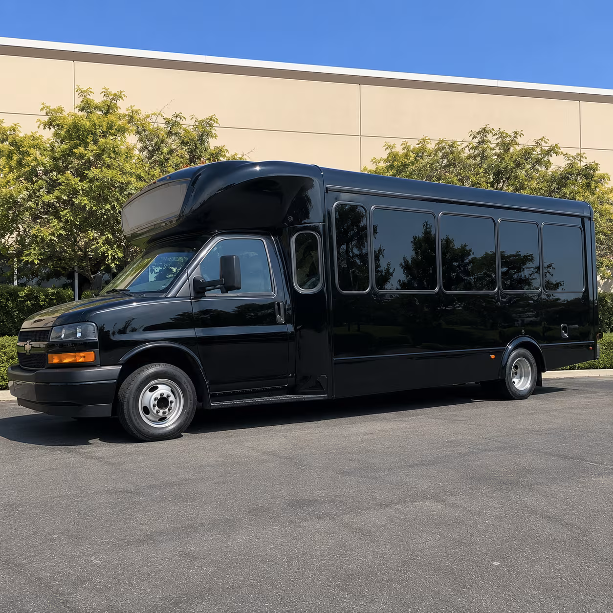 alpharetta bus rentals