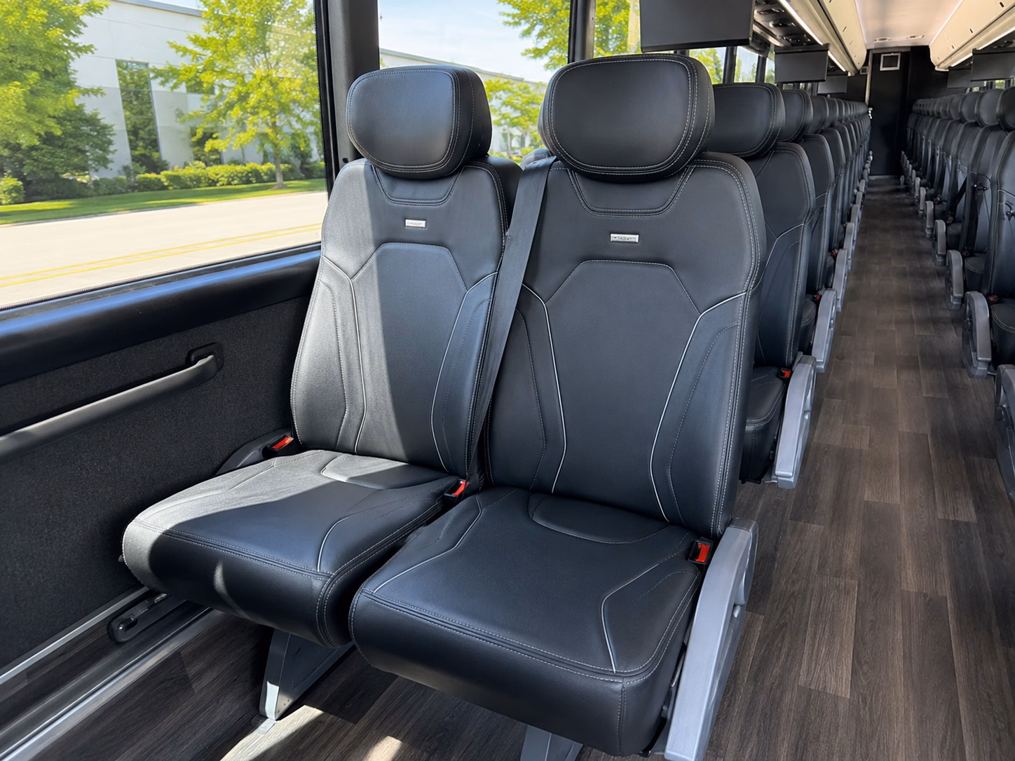 alpharetta rent a bus for a meeting or corporate event in alpharetta