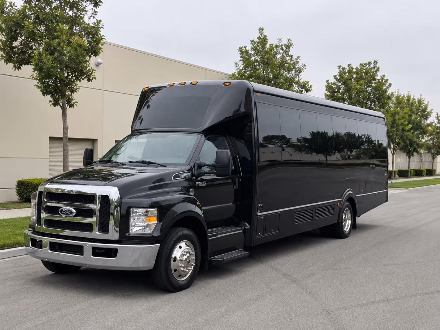 book your south fulton prom party bus before april and may fill up