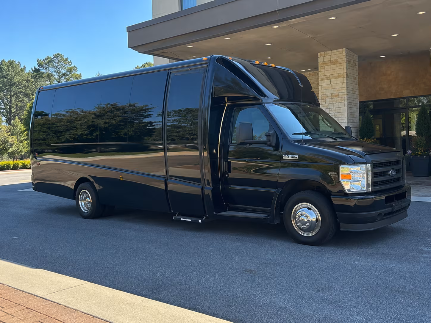 get your group to atlanta prom venues without the parking headache