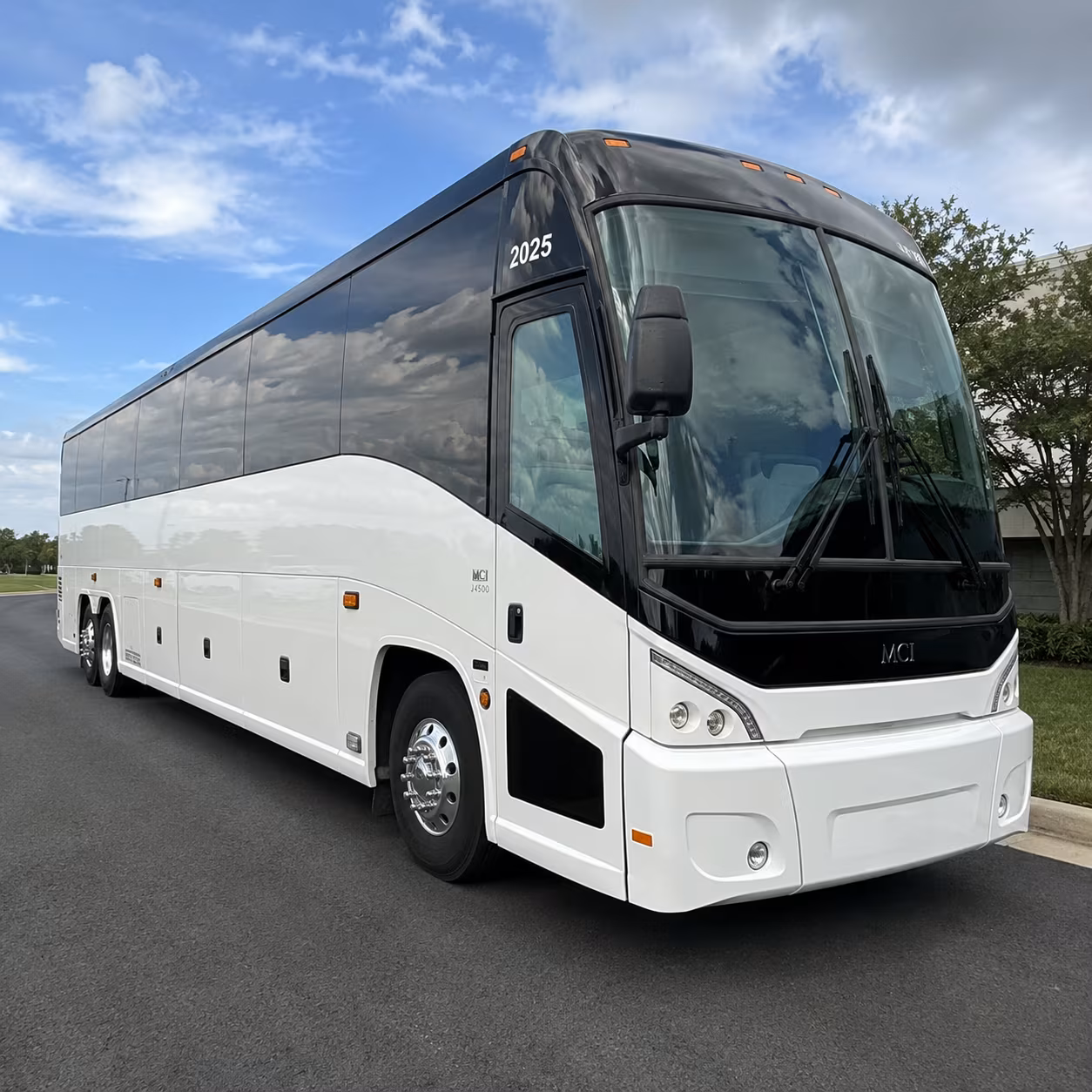 newnan corporate charter bus solutions for newnan businesses