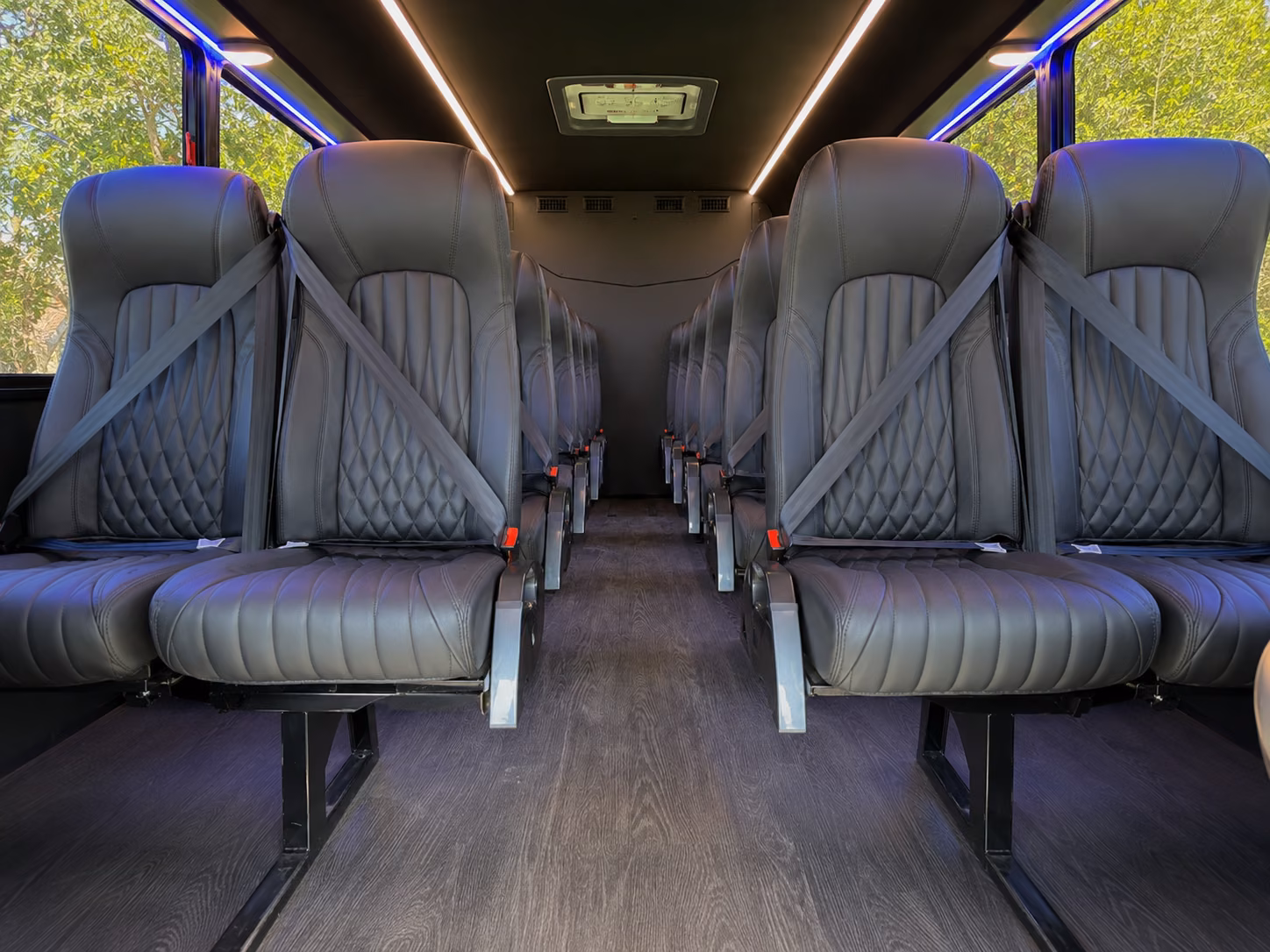 peachtree city bus rentals