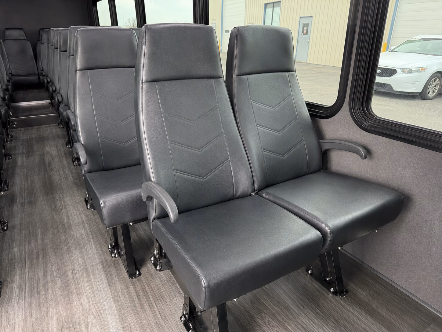 roswell stress free employee shuttle bus rentals in roswell