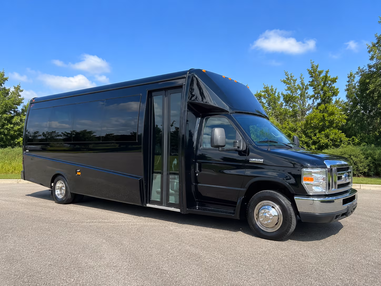 smyrna bus rentals