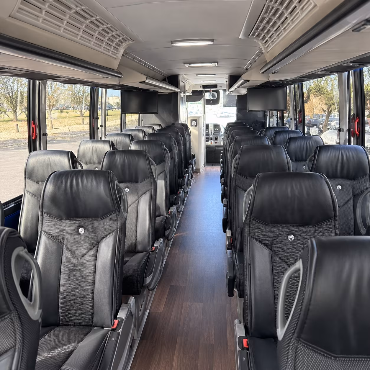 smyrna comfortable charter buses for government military personnel